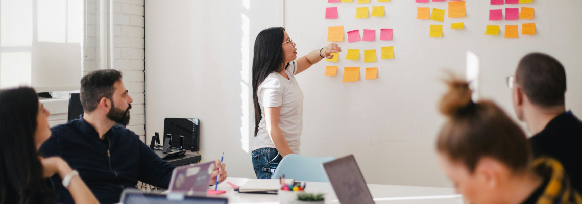 Reunião de trabalho para brainstorm